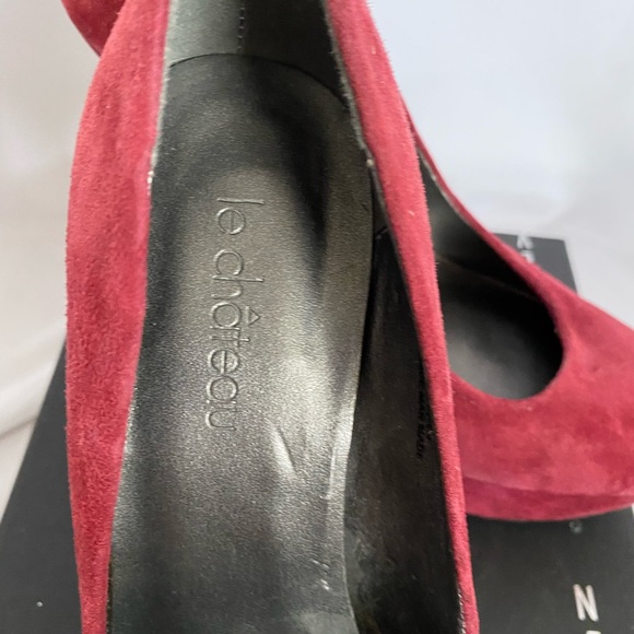 🌸3/20🌸 Burgundy suede platform heels - Picture 3 of 4